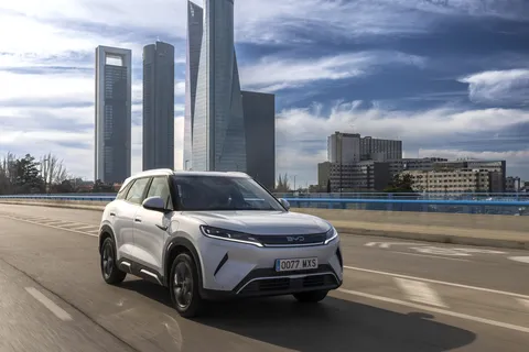 BYD Atto 2 – front three-quarter view