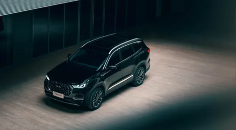 Chery Tiggo 8 – front three-quarter view