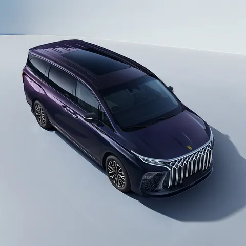 Forthing 9 HEV – front three-quarter view
