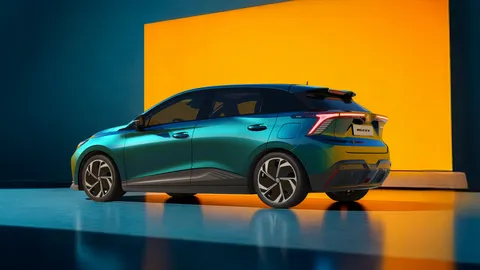 MG4 Electric – vedere 3/4 din spate