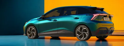 MG4 Electric – vedere 3/4 din spate
