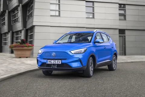 MG ZS EV – vedere 3/4 din față