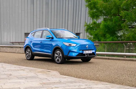 MG ZS EV – vedere 3/4 din față